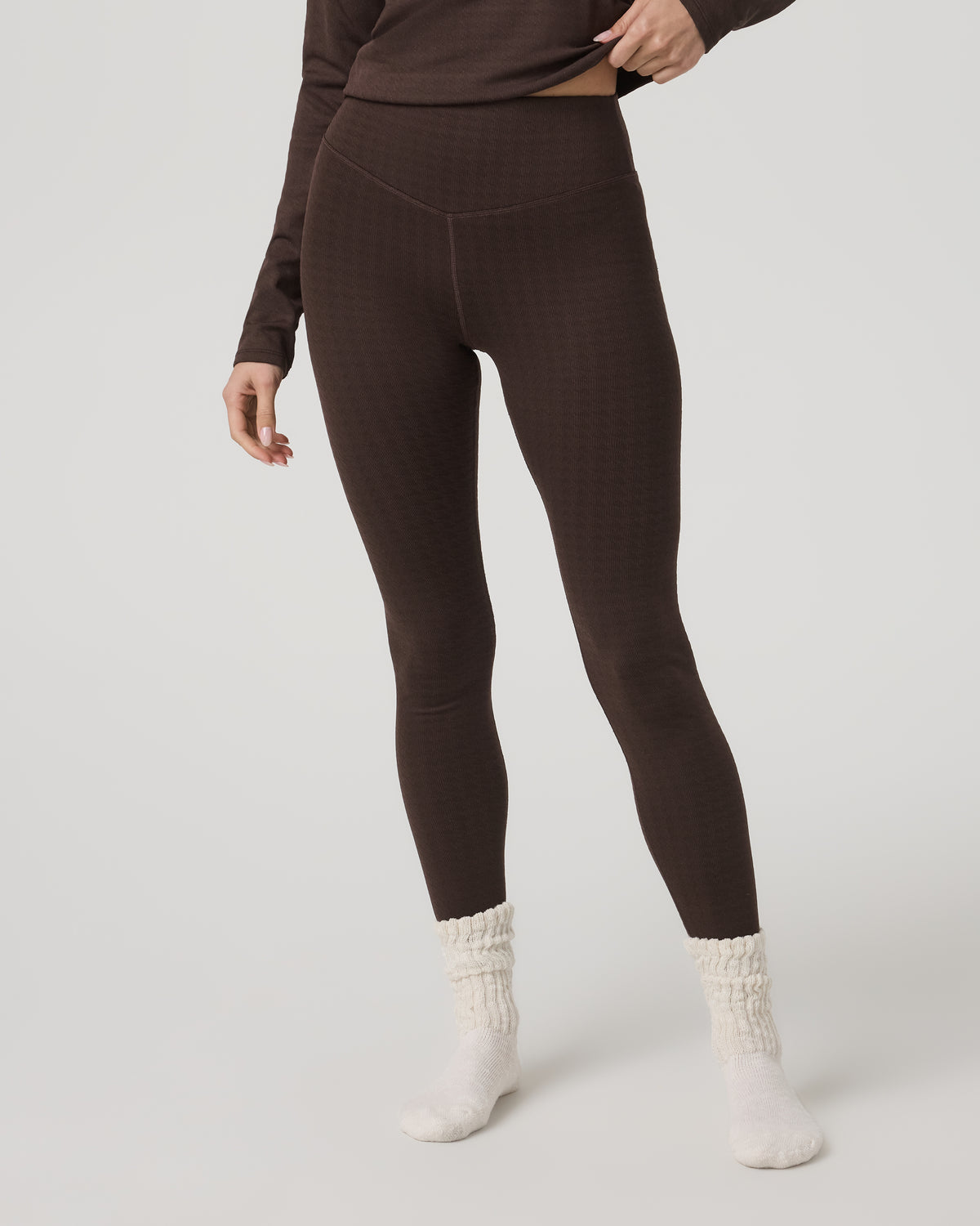 Women Vuori Women's Textured Chilled Out Legging Java Houndstooth