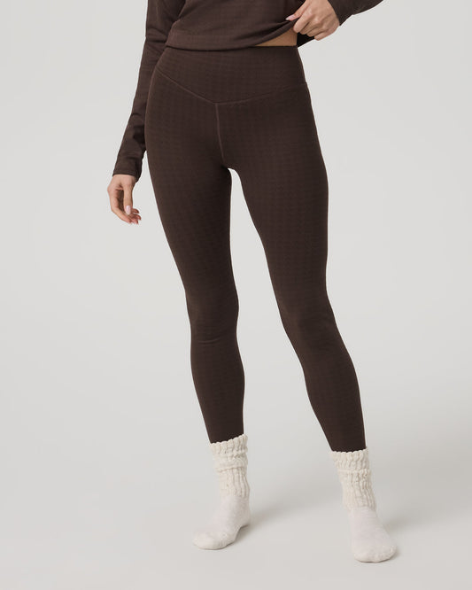 Women Vuori Women's Textured Chilled Out Legging Java Houndstooth
