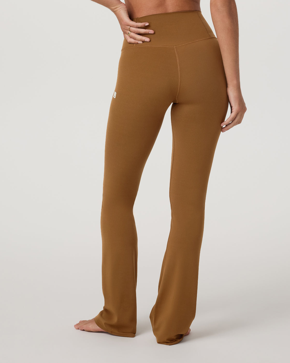 Women Vuori Vuori AllTheFeels™ Slim Flare Women's Rum Leggings