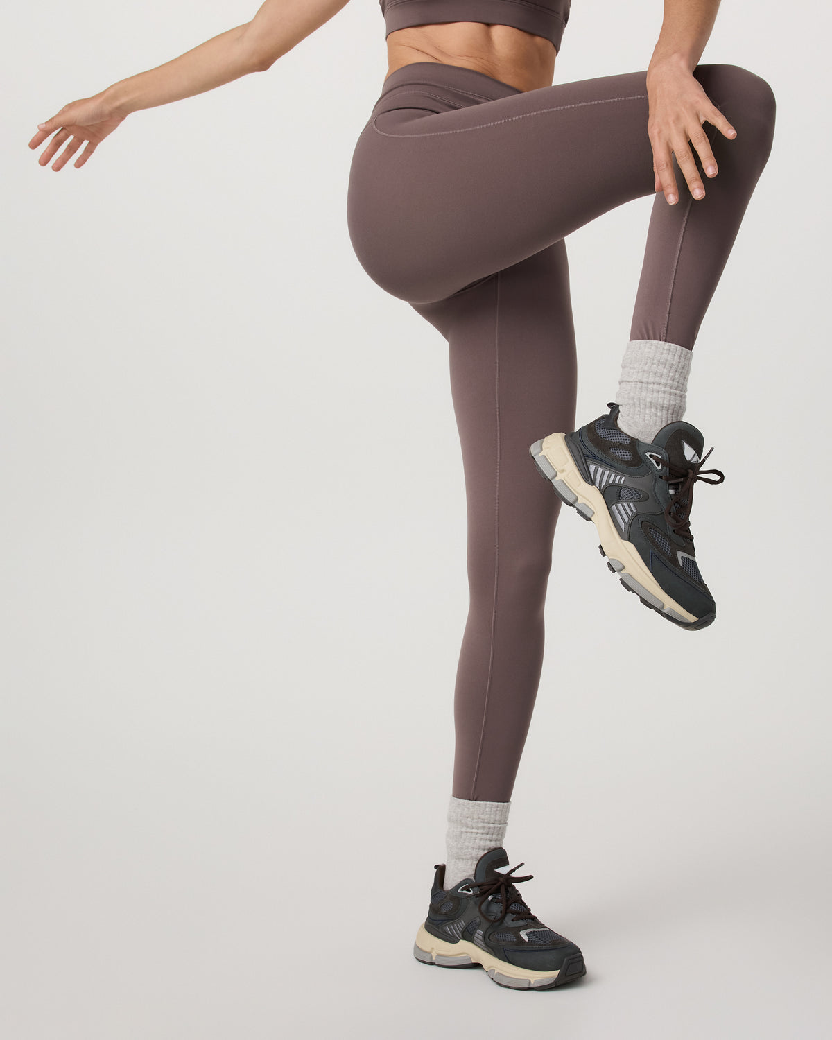 Women Vuori Women's Daily Form Legging - Short Huckleberry
