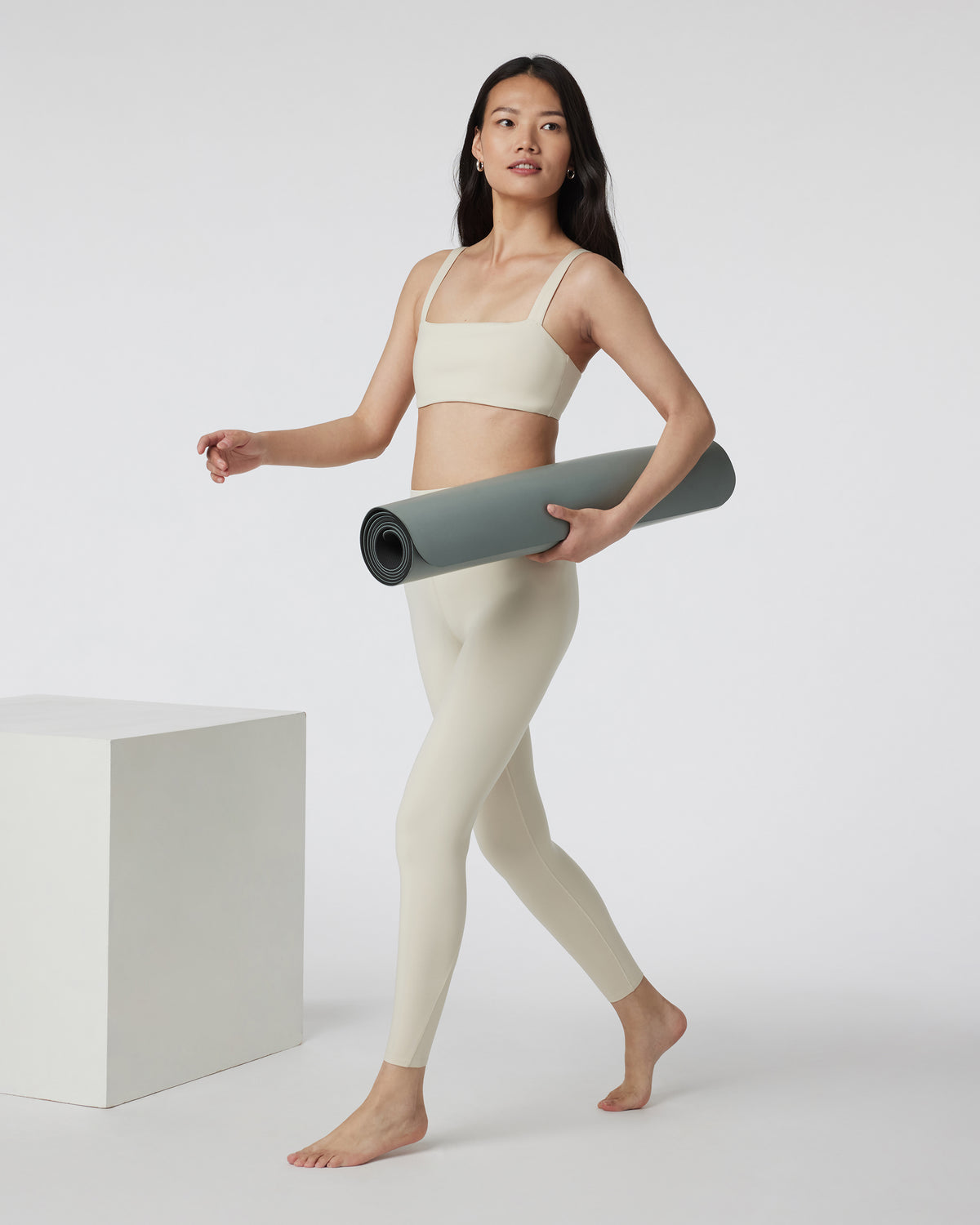 Women Vuori Evolve Legging Bone High-Rise Leggings