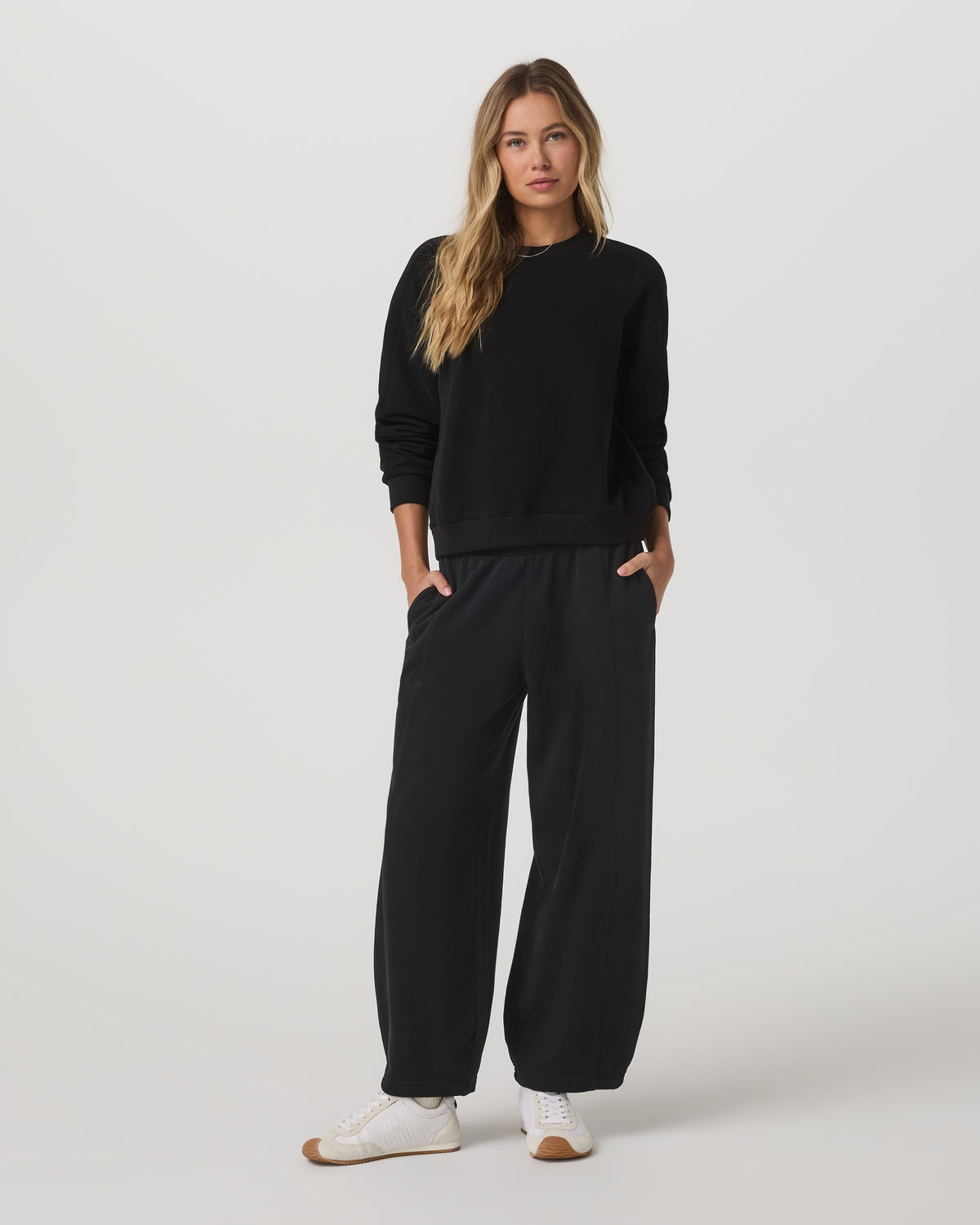 Women|New Vuori Sedona Barrel Sweatpant Women's Black Relaxed Fit Pants