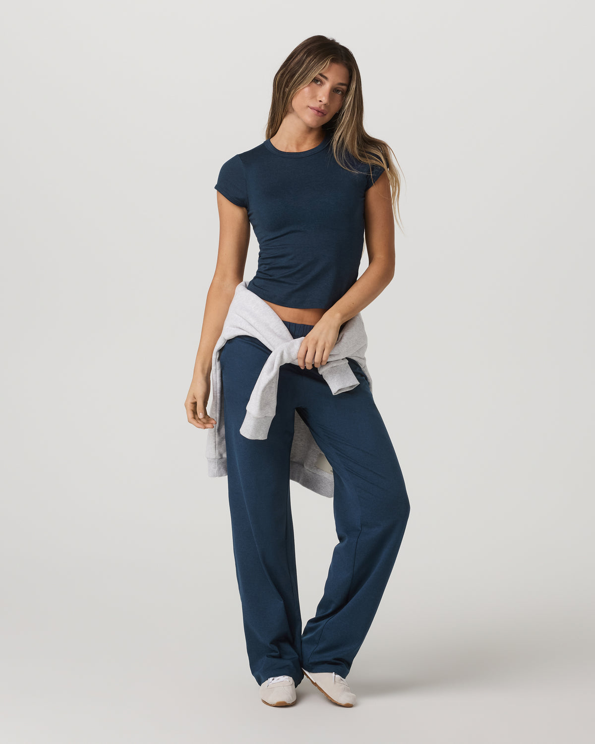 Women|New Vuori Halo Modern Straight Leg Pant - Short Blue Coast Heather