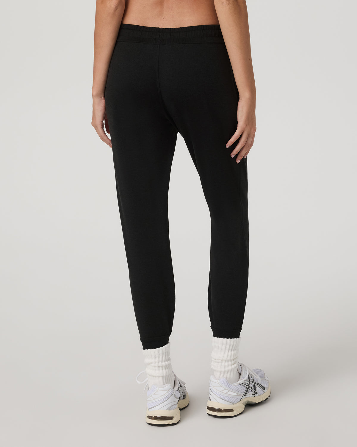 Women Vuori Performance Jogger - Long Black Heather Long Joggers