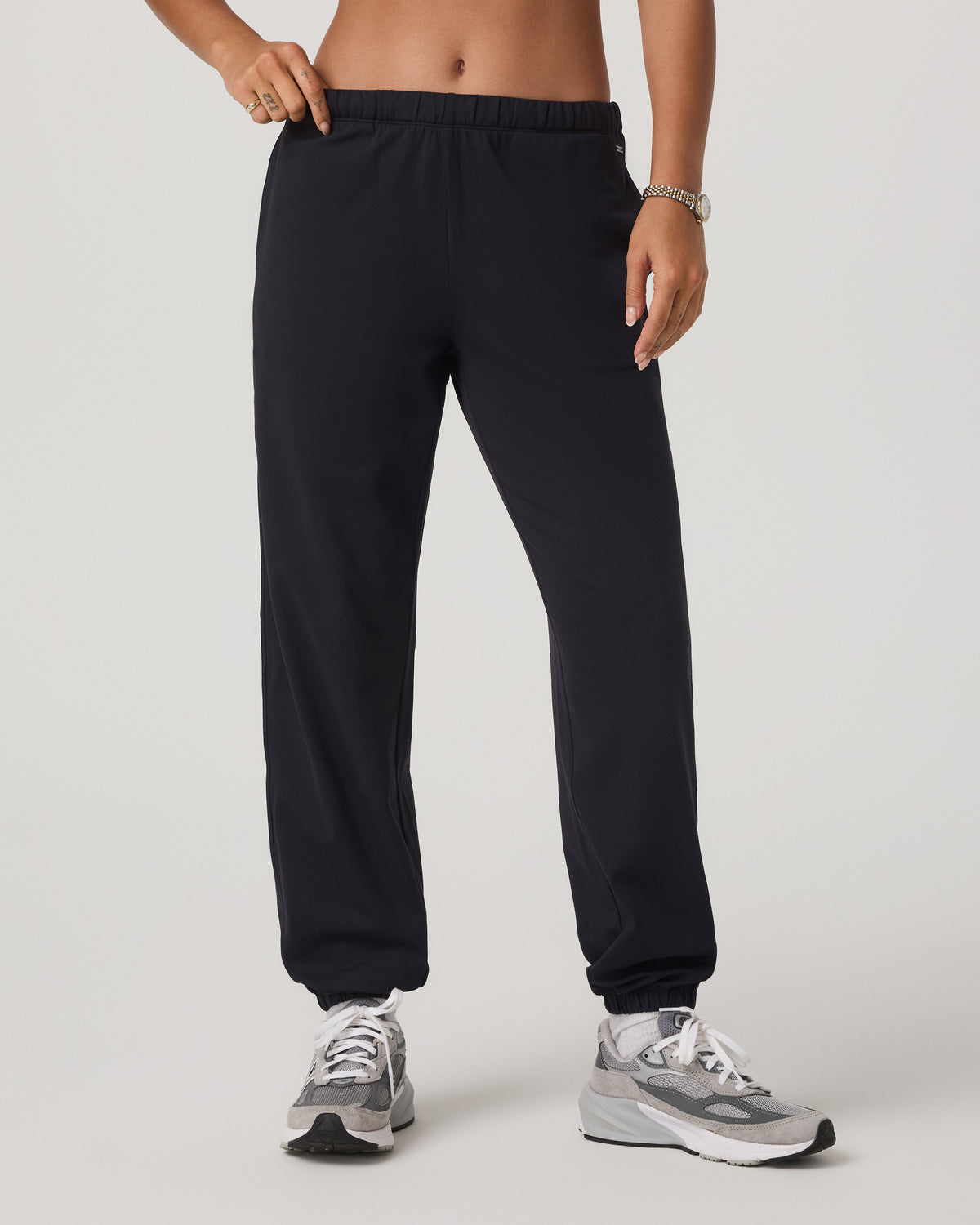 Women Vuori Halo Modern Sweatpant Women's Solid Black Pants