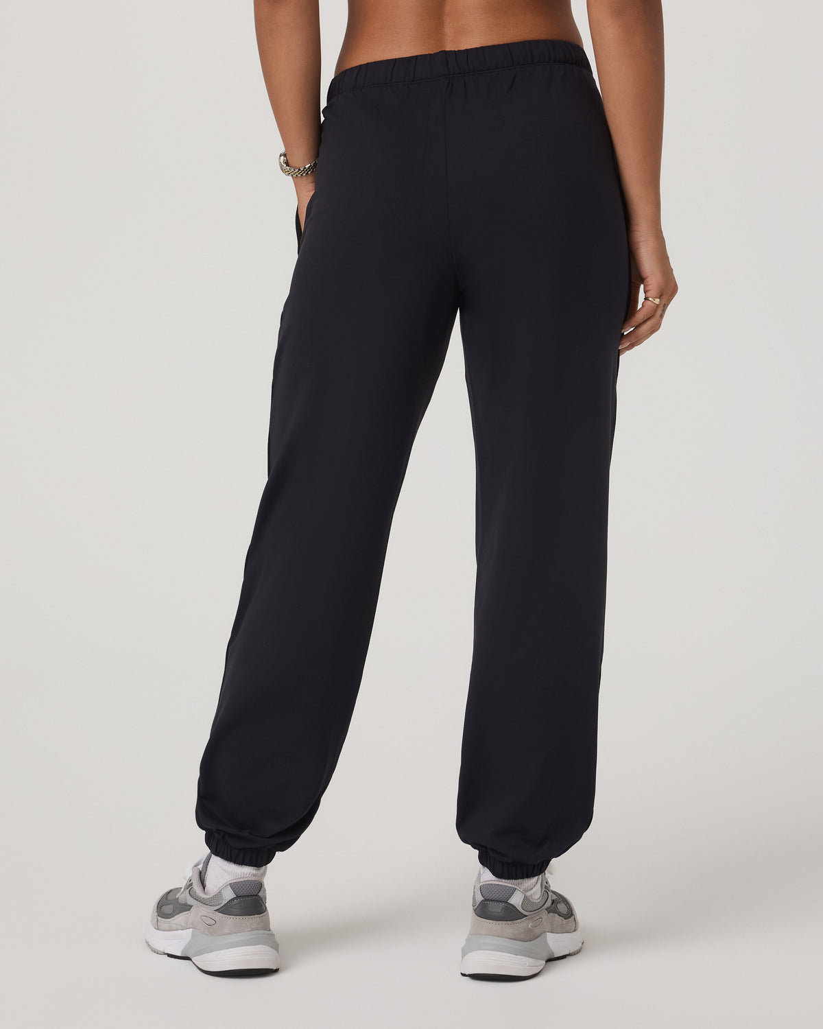 Women Vuori Halo Modern Sweatpant Women's Solid Black Pants