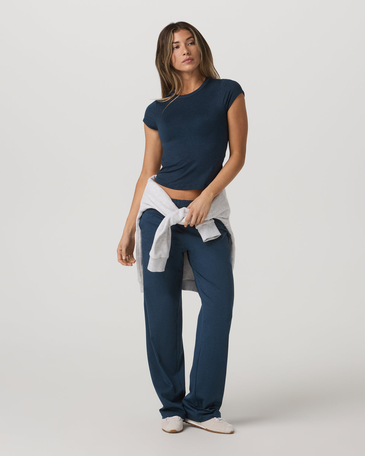 Women|New Vuori Halo Modern Straight Leg Pant - Long Blue Coast Heather