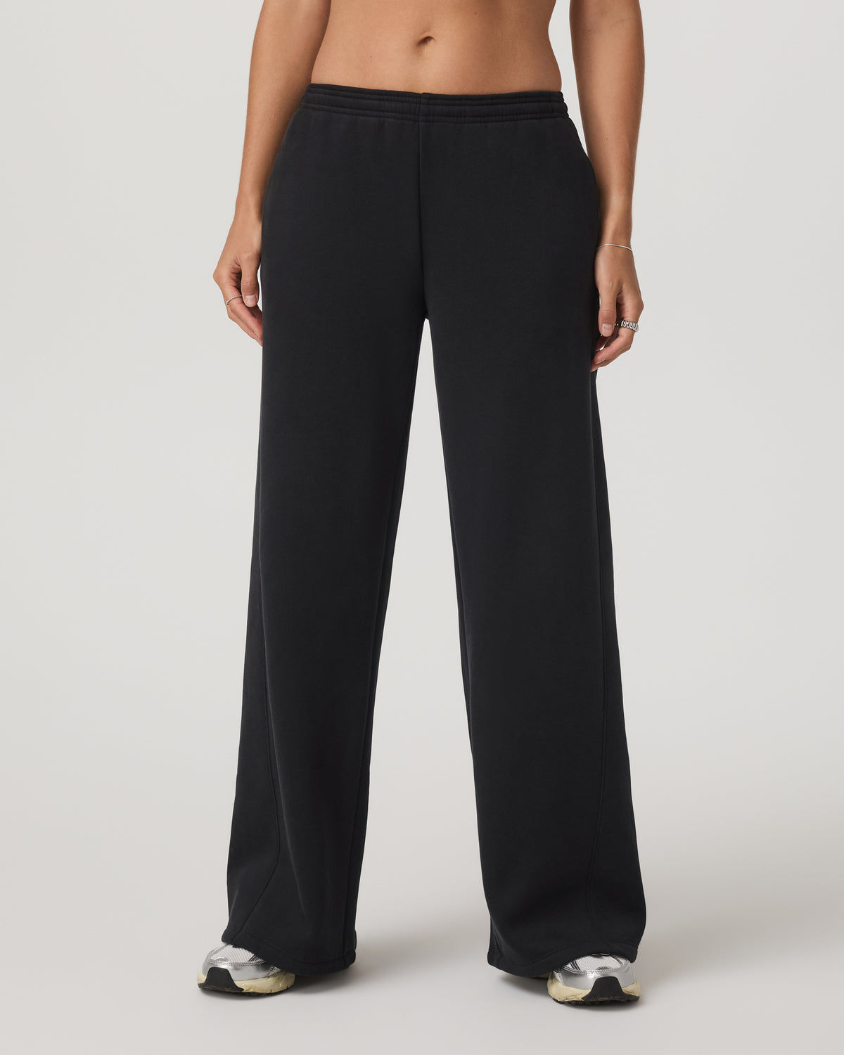 Women Vuori Women's Restore Ultra Wideleg Sweatpant Washed Black