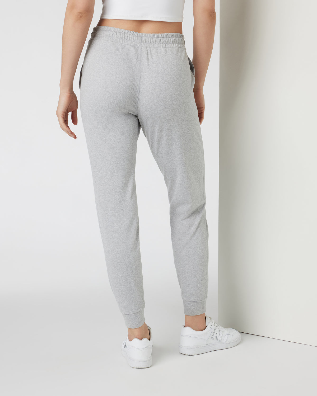 Women Vuori Performance Jogger - Long Tall Pale Grey Joggers