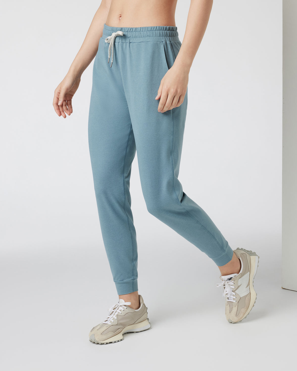 Women Vuori Performance Jogger - Long Smoke Blue Heather