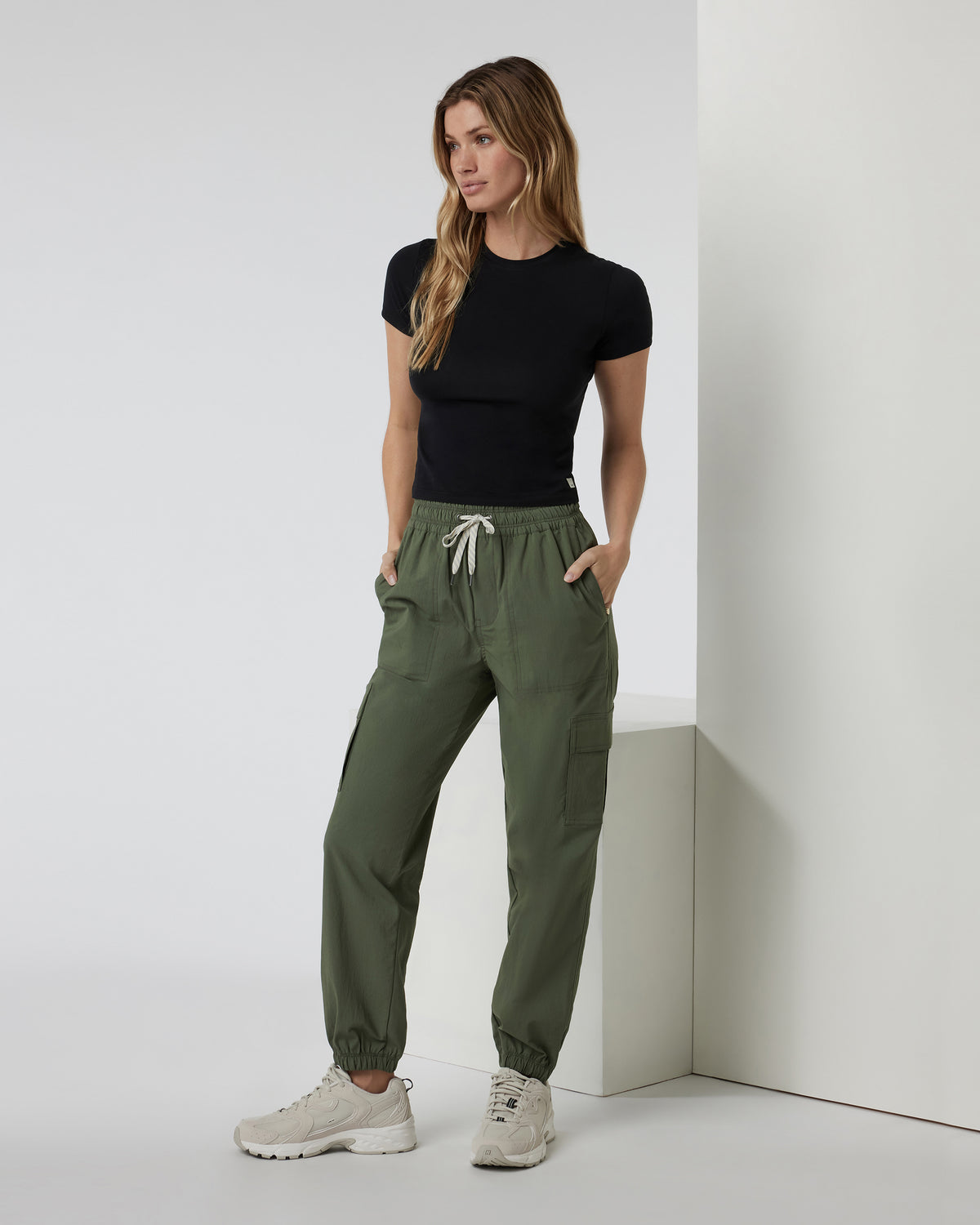 Women Vuori Birch Jogger Women's Army Utility Joggers