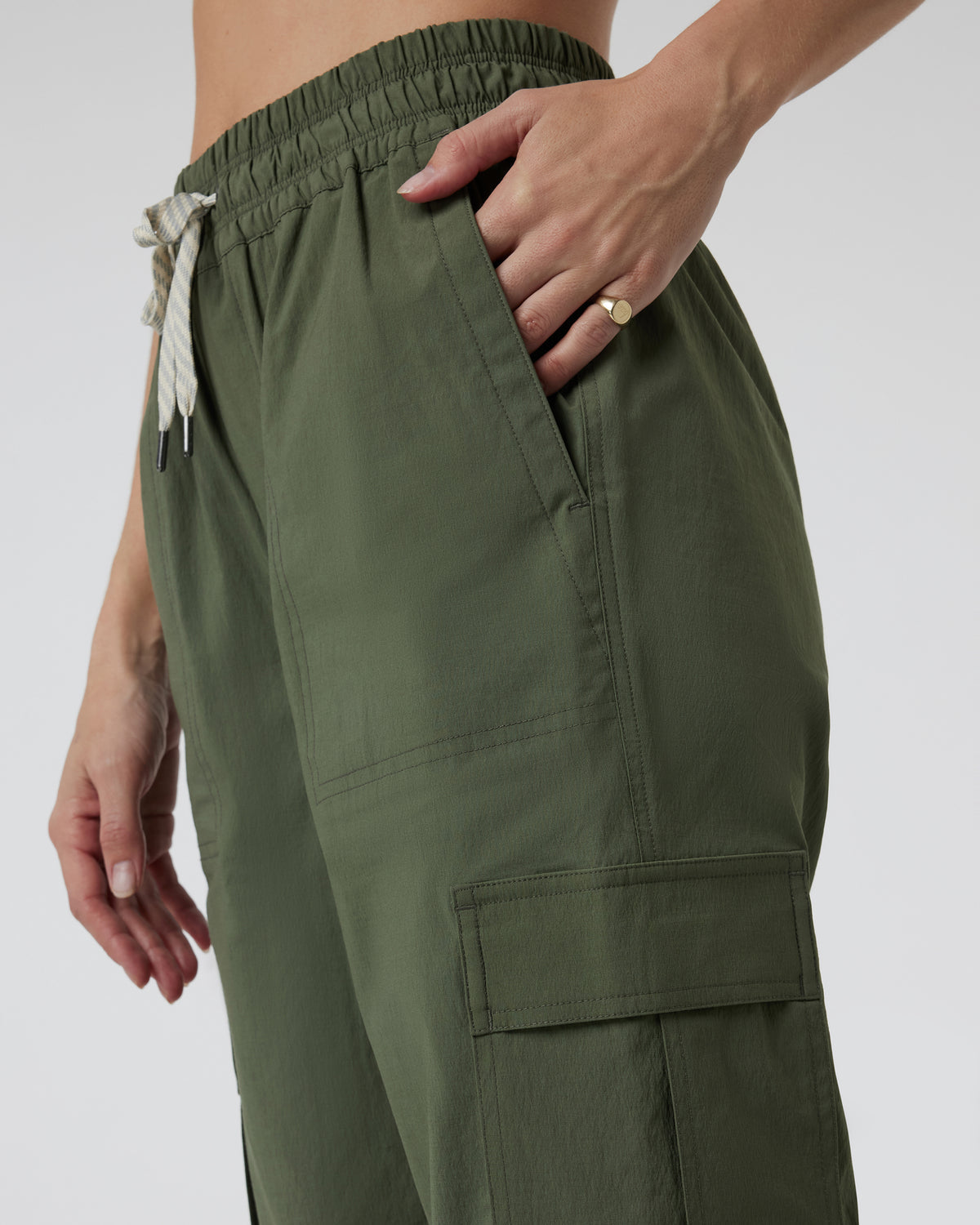 Women Vuori Birch Jogger Women's Army Utility Joggers