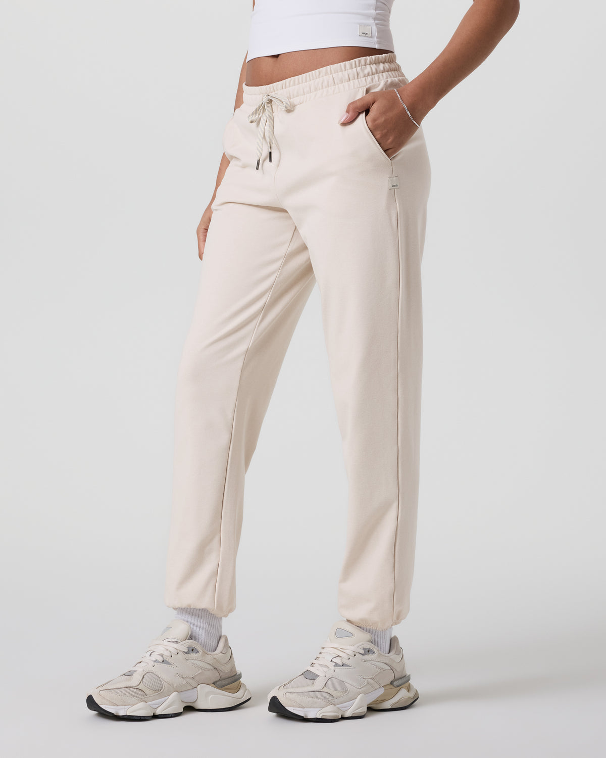 Women Vuori Granite Performance Jogger Milkweed Heather