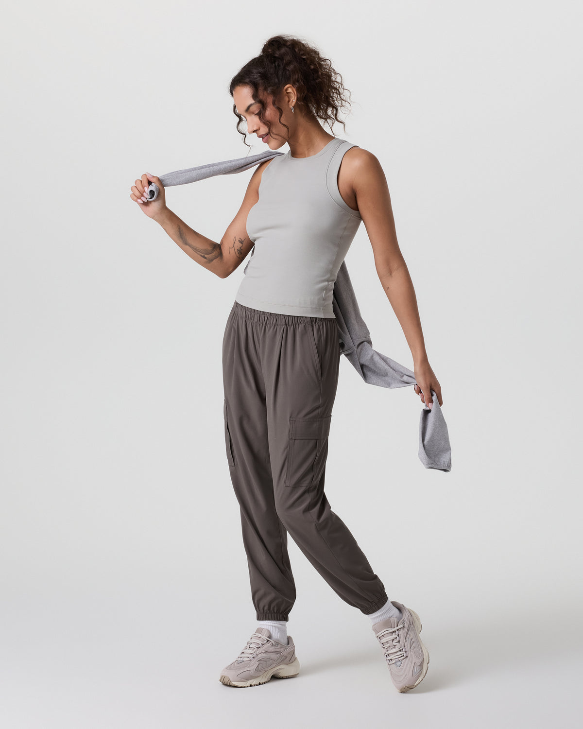 Women Vuori Villa Cargo Jogger Chia Lightweight Joggers