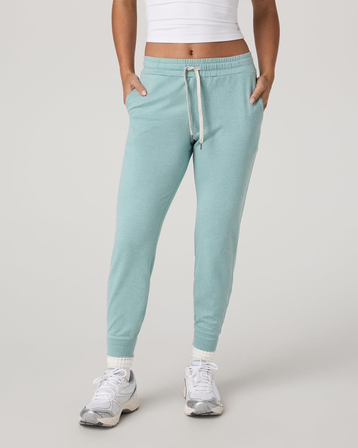 Women Vuori Performance Jogger Sea Spray Heather