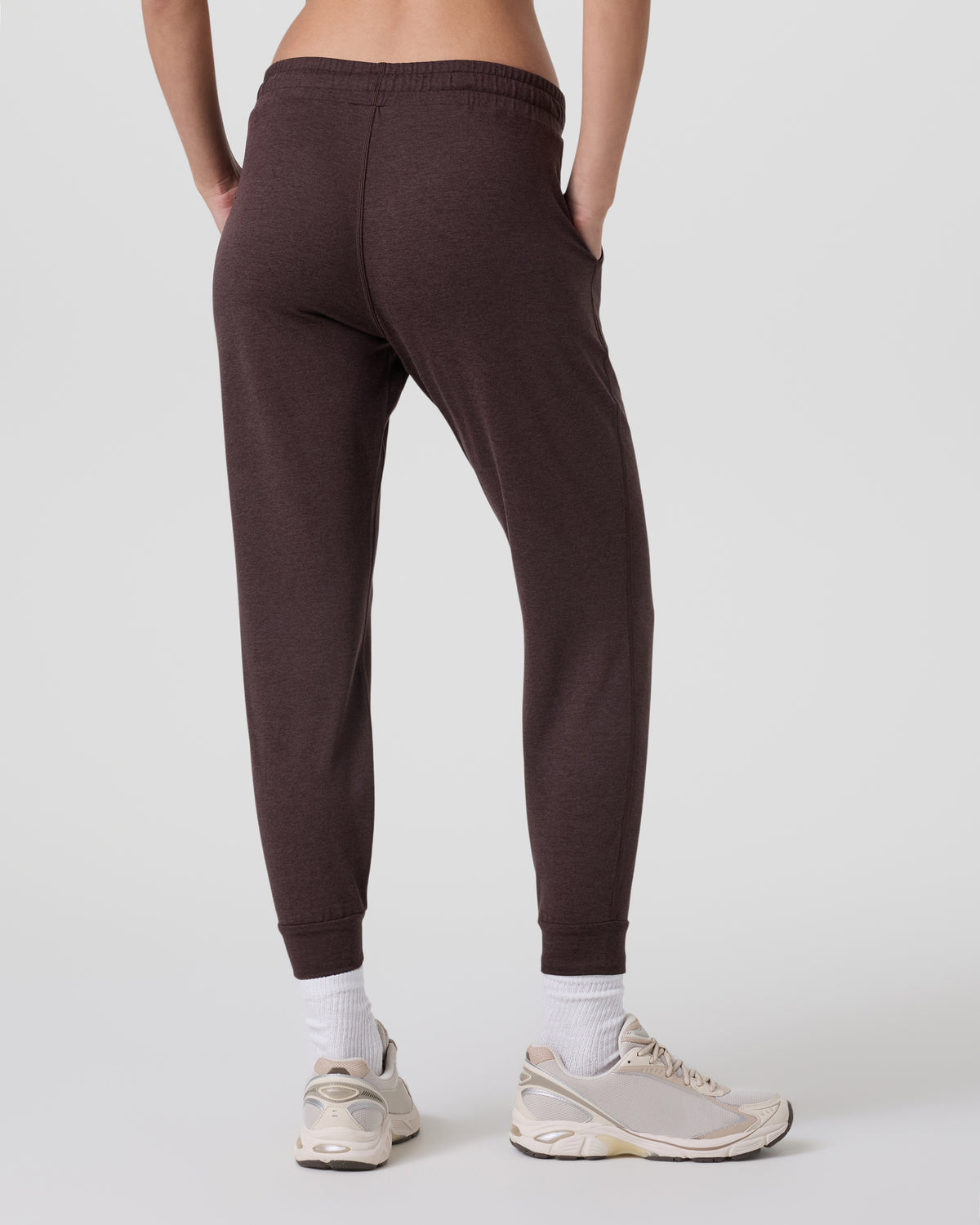 Women Vuori Performance Jogger Women's Java Heather Joggers