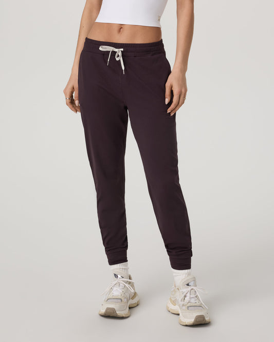 Women Vuori Performance Jogger - Long Women's Raisin Joggers