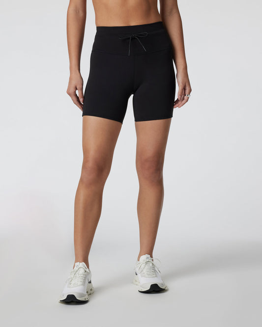 Women Vuori Daily Short Women's Black Biker Shorts