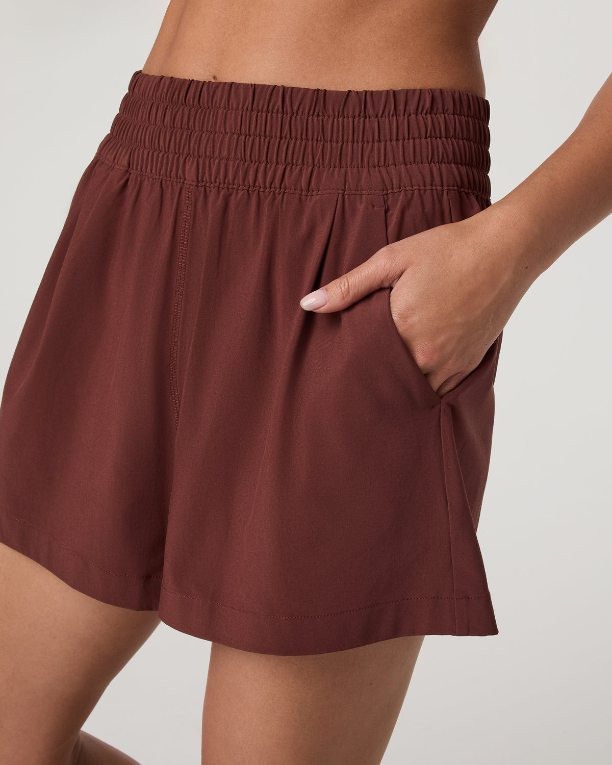 Women Vuori Villa Short Women's Burnt Sienna Contemporary Shorts