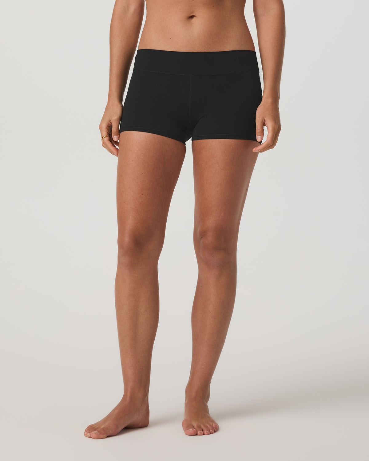 Women Vuori Vuori AllTheFeels™ LR Shorty Women's Black Shorts