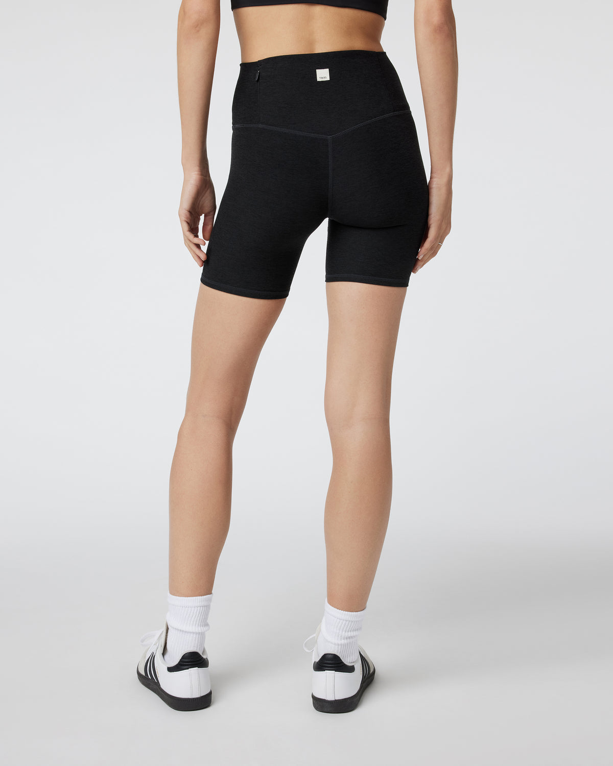 Women Vuori Clean Elevation Shorty Black Heather Biker Shorts