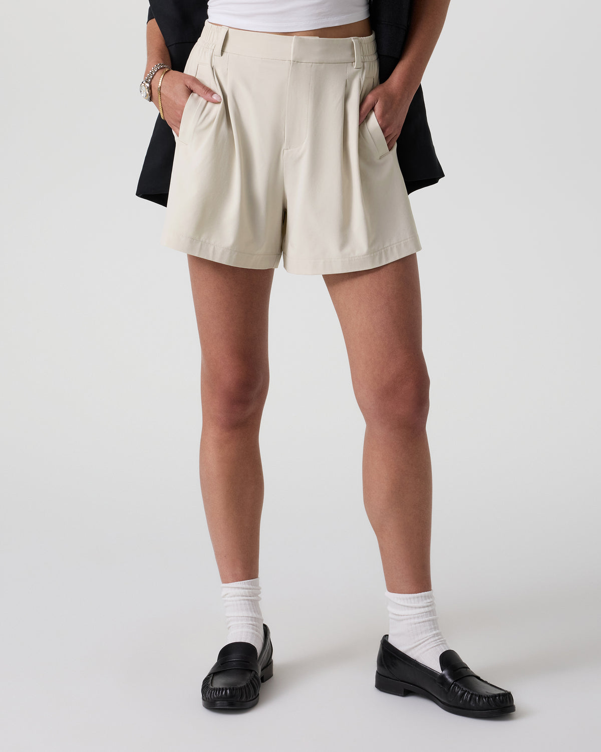 Women Vuori Villa Trouser Shorts Women's Mushroom Pleated Shorts