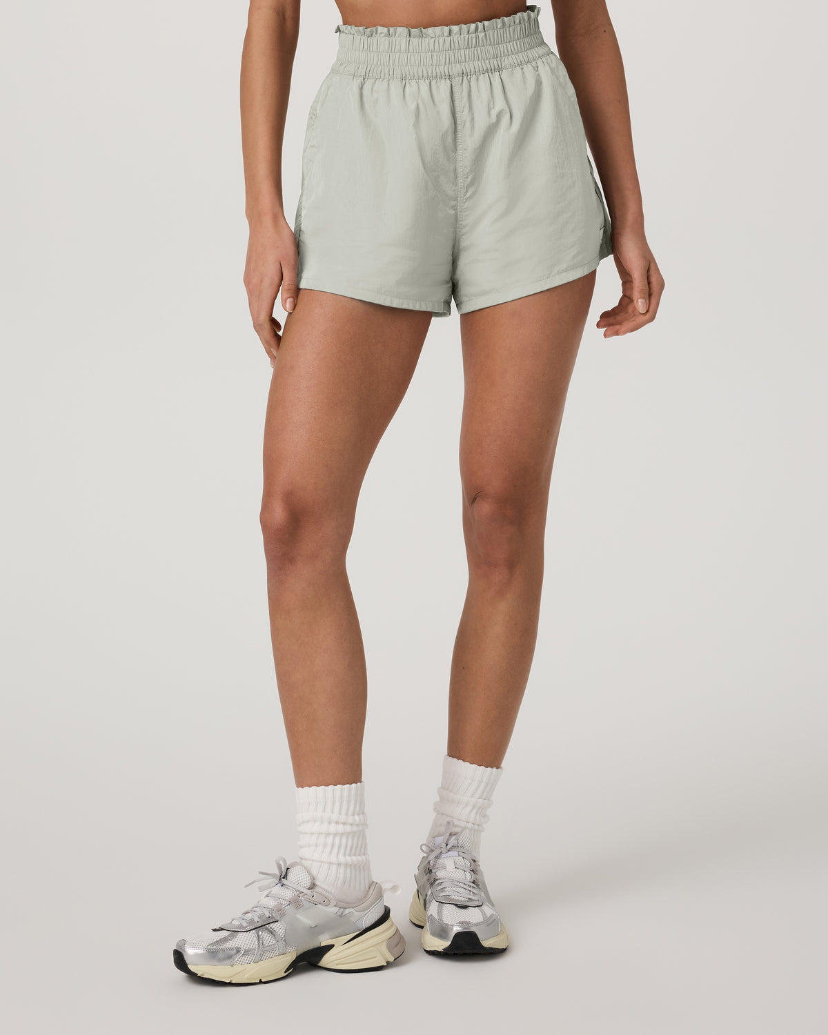 Women Vuori Dash Elevate Short Women's Talc Fitness Shorts