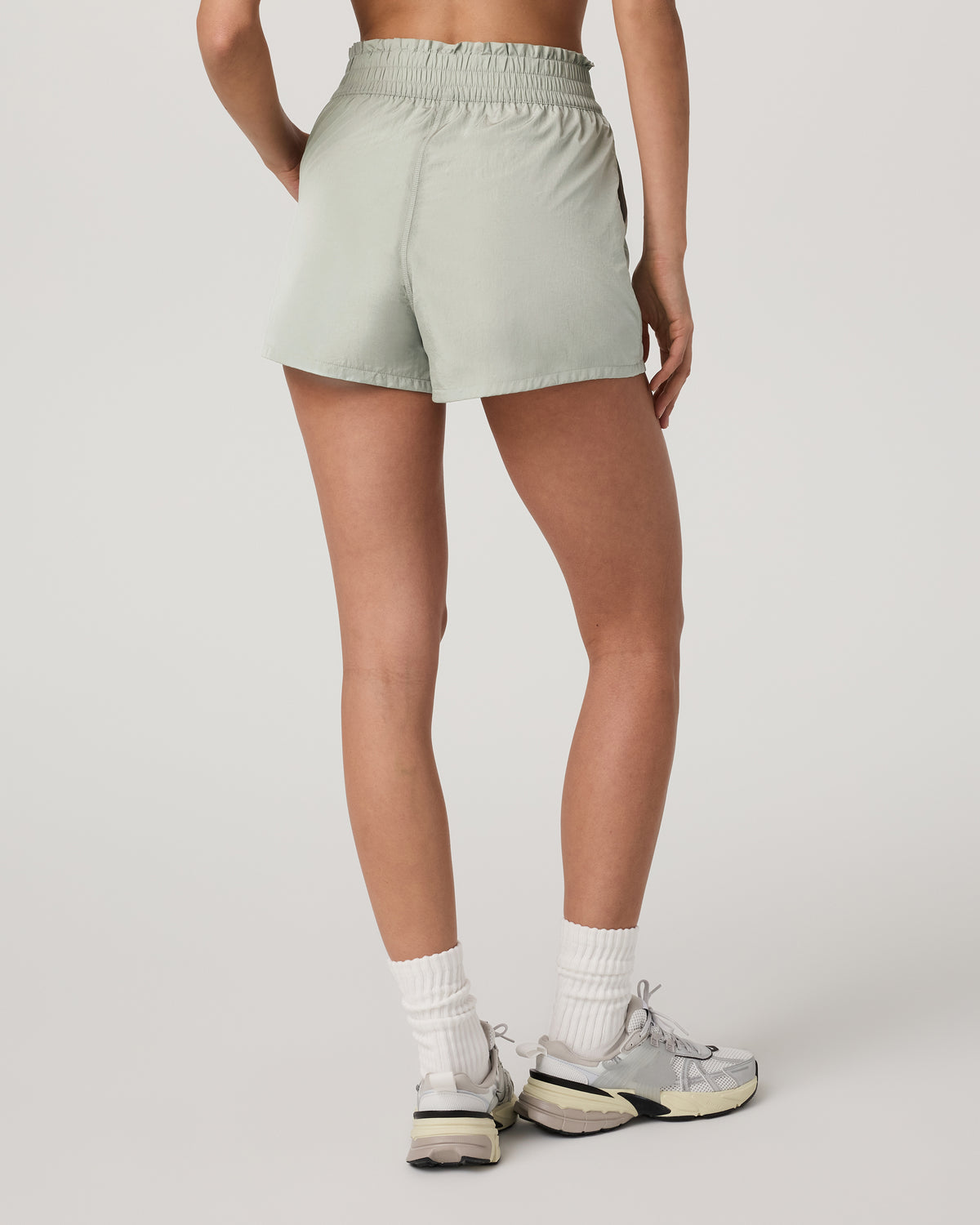 Women Vuori Dash Elevate Short Women's Talc Fitness Shorts