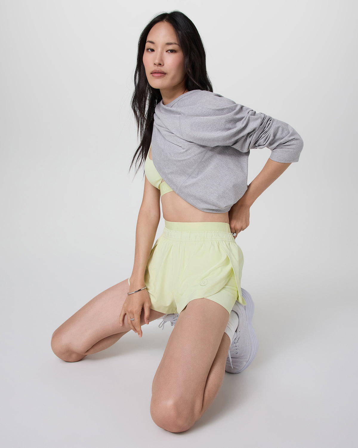 Women Vuori Luna Short 2" Women's Lemongrass Running Shorts