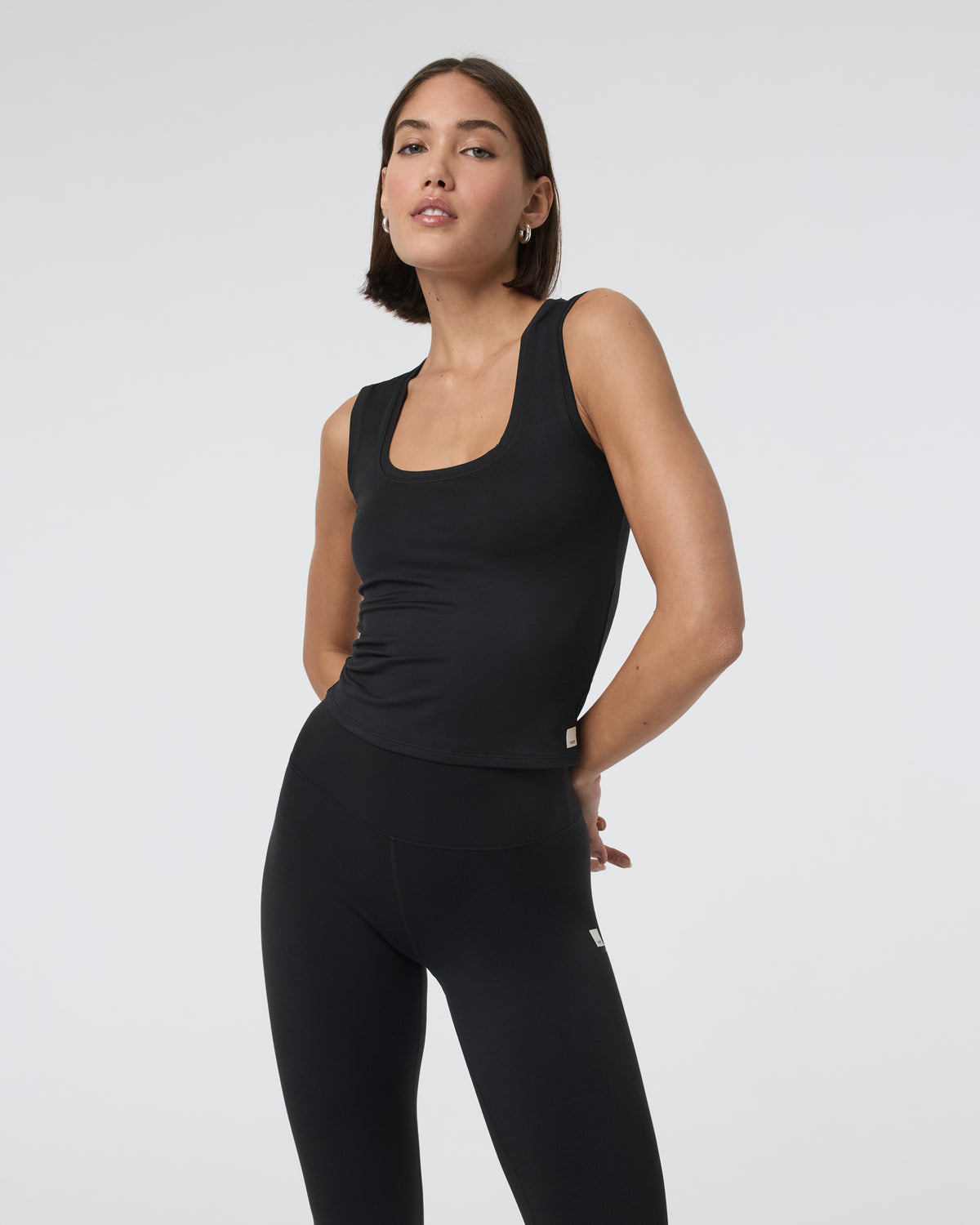 Women Vuori Halo Essential Scoop Tank Solid Black