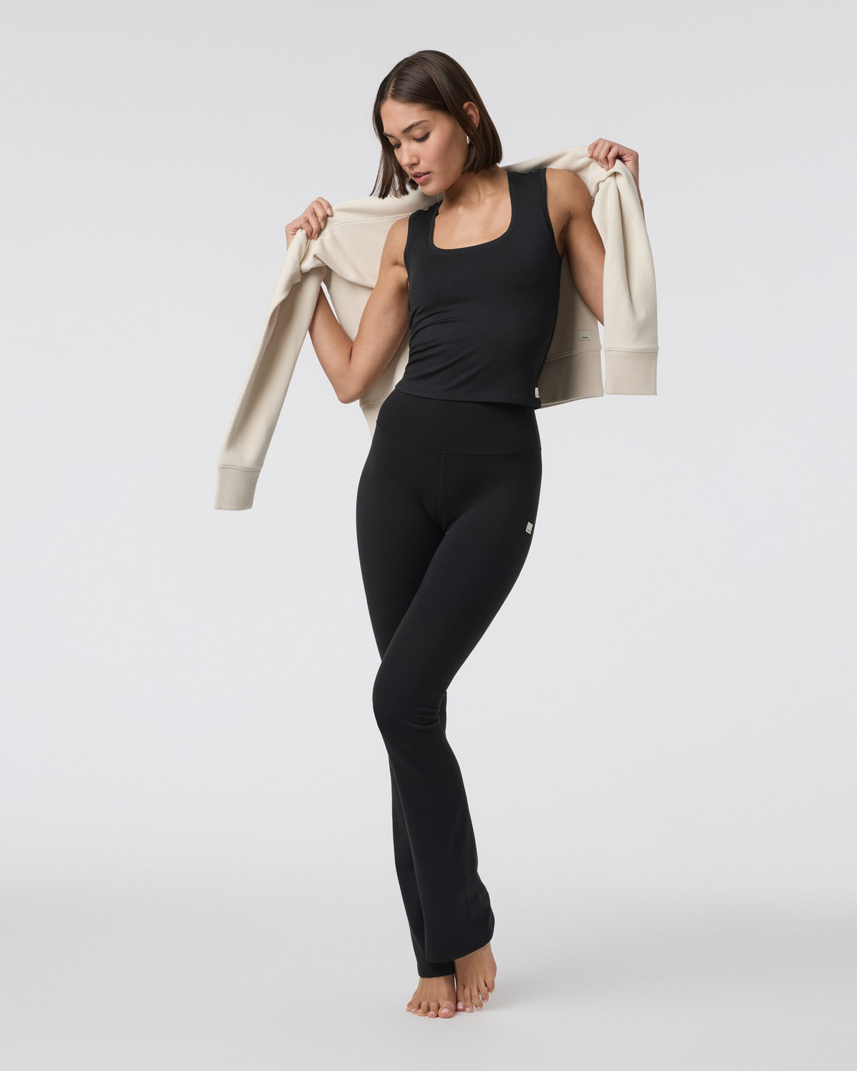 Women Vuori Halo Essential Scoop Tank Solid Black