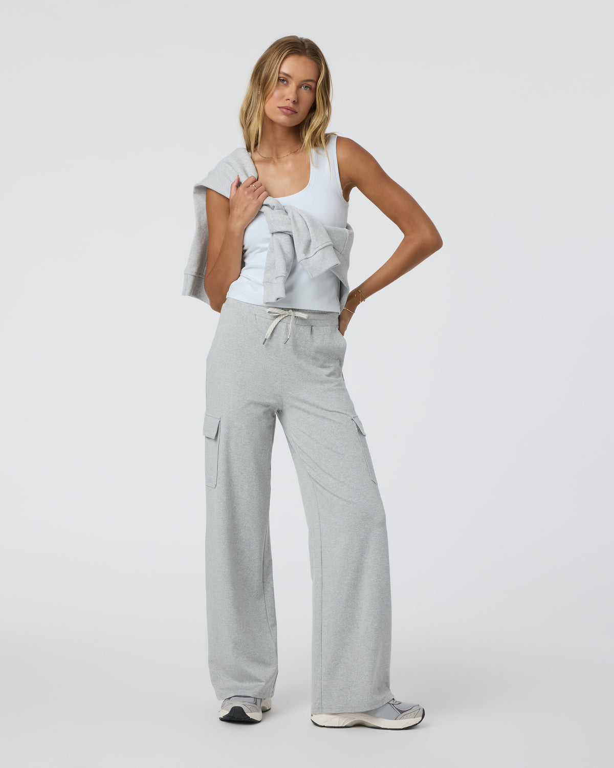 Women Vuori Halo Essential Scoop Tank White