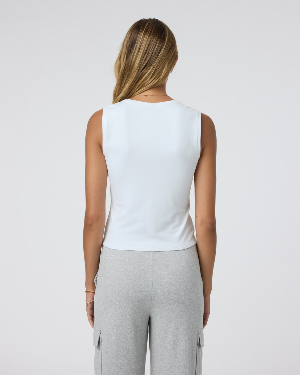 Women Vuori Halo Essential Scoop Tank White