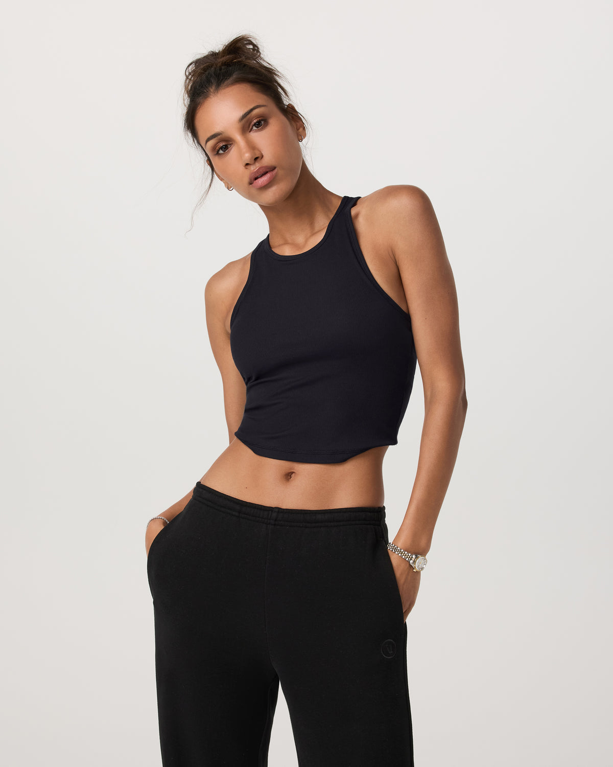 Women Vuori Pose Plyo Tank Black Crop Tank Top with Built in Bra