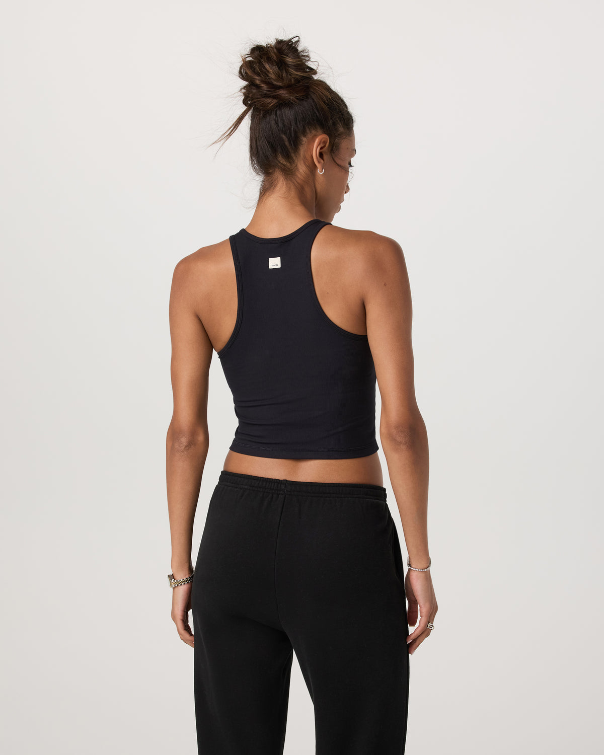 Women Vuori Pose Plyo Tank Black Crop Tank Top with Built in Bra