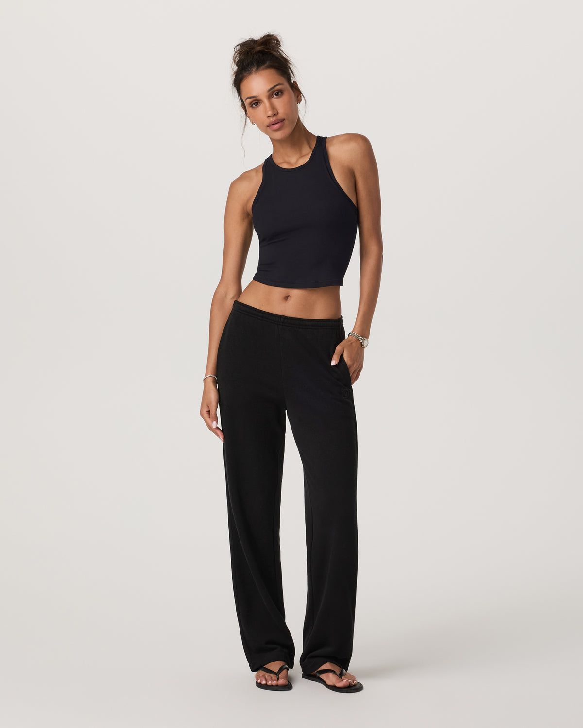 Women Vuori Pose Plyo Tank Black Crop Tank Top with Built in Bra