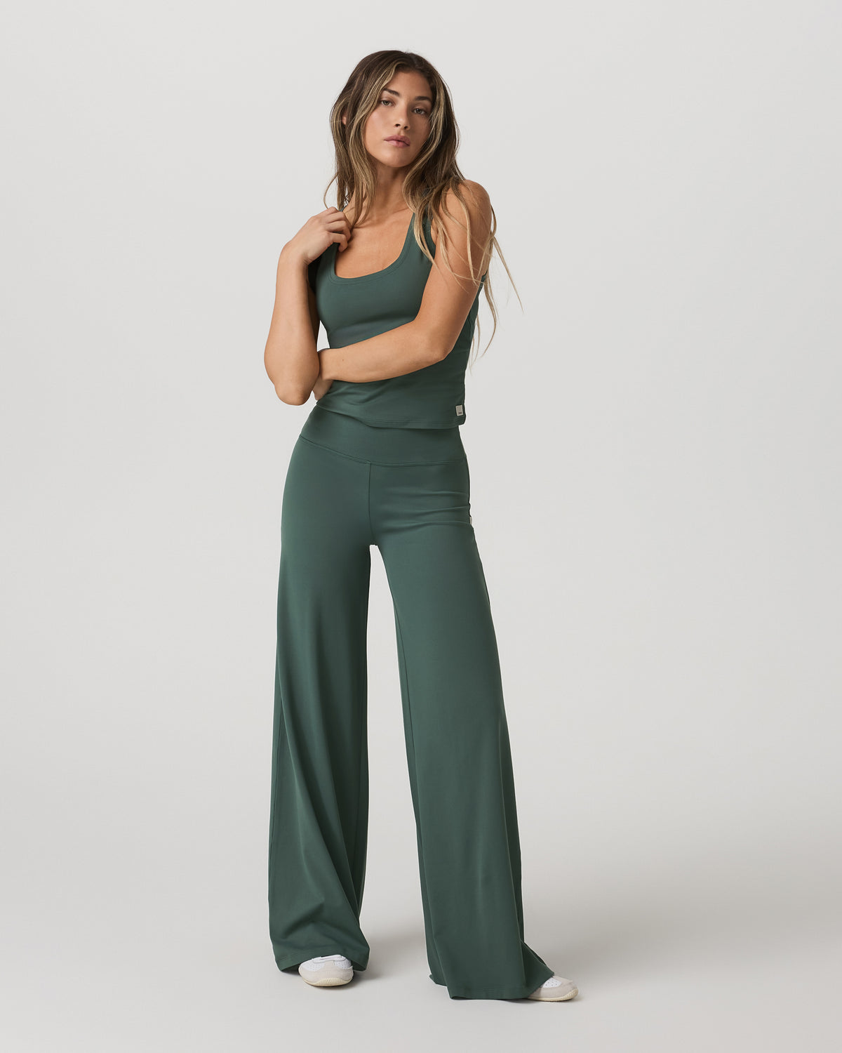 Women|New Vuori Halo Essential Scoop Tank Women's Agate Green Tank Top