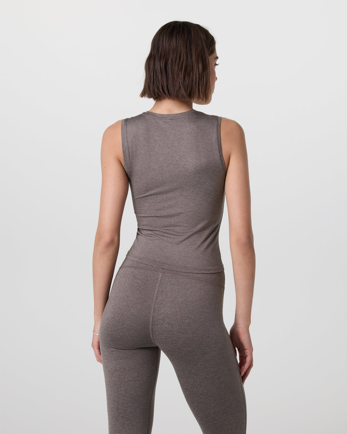 Women Vuori Halo Essential Scoop Tank Chia Heather