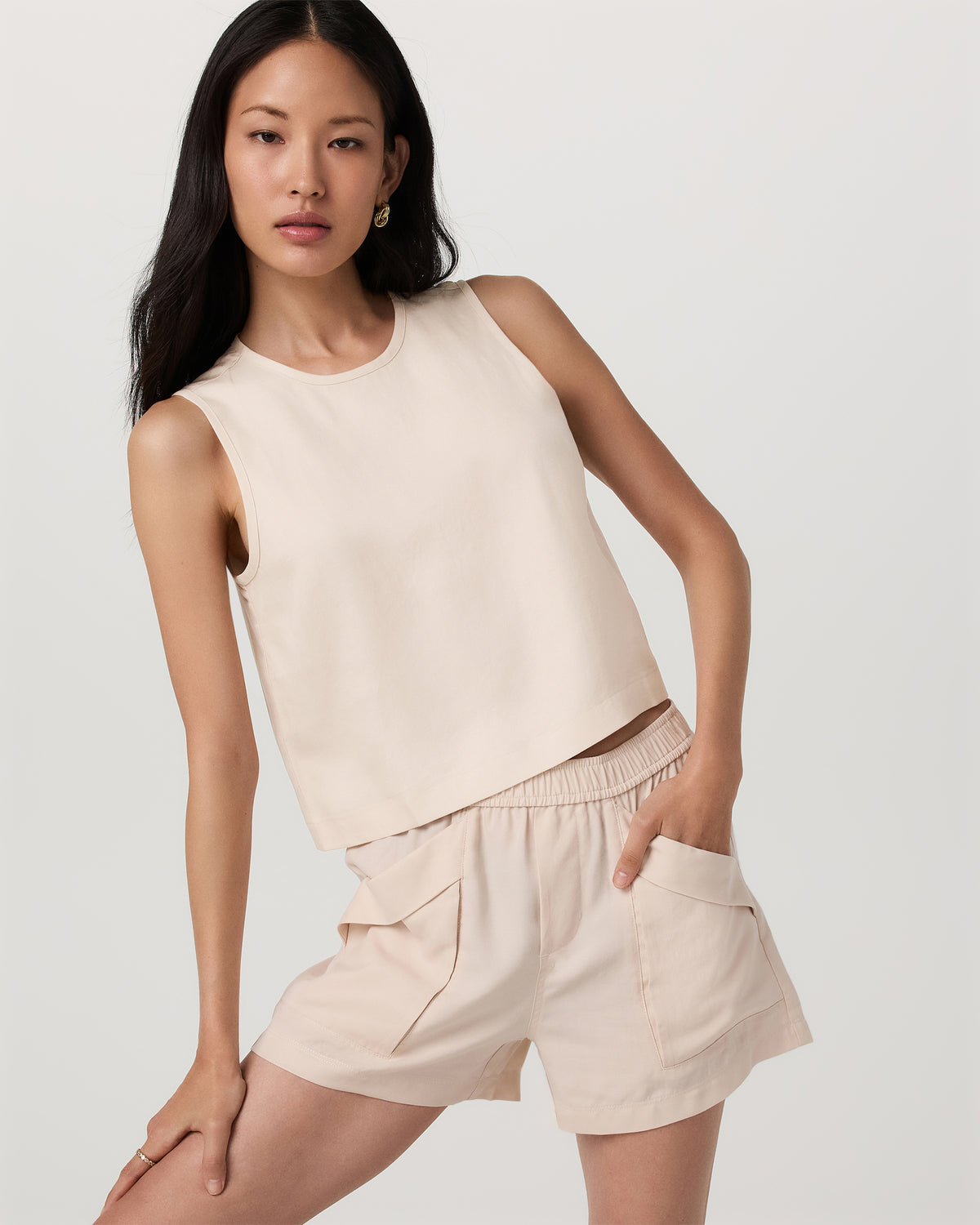 Women Vuori Trestles Twill Crop Tank Women's Sand Dollar Tank Top