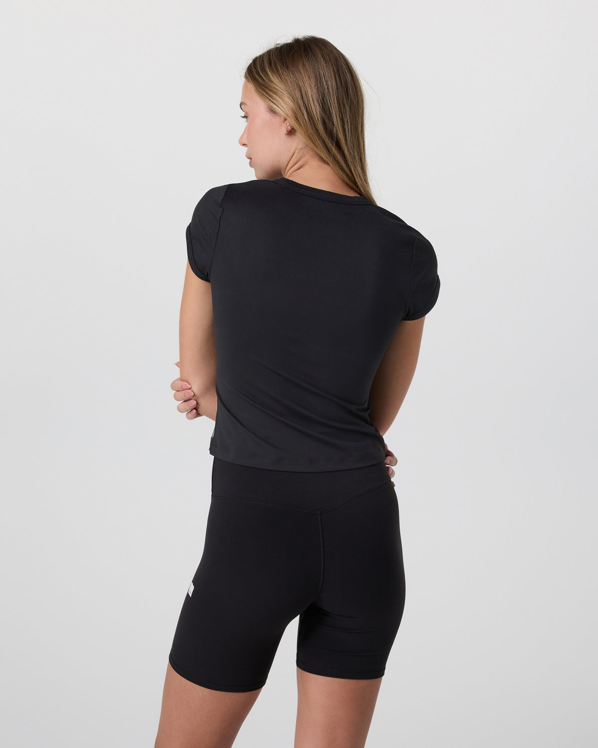 Women Vuori Halo Baby Tee Solid Black