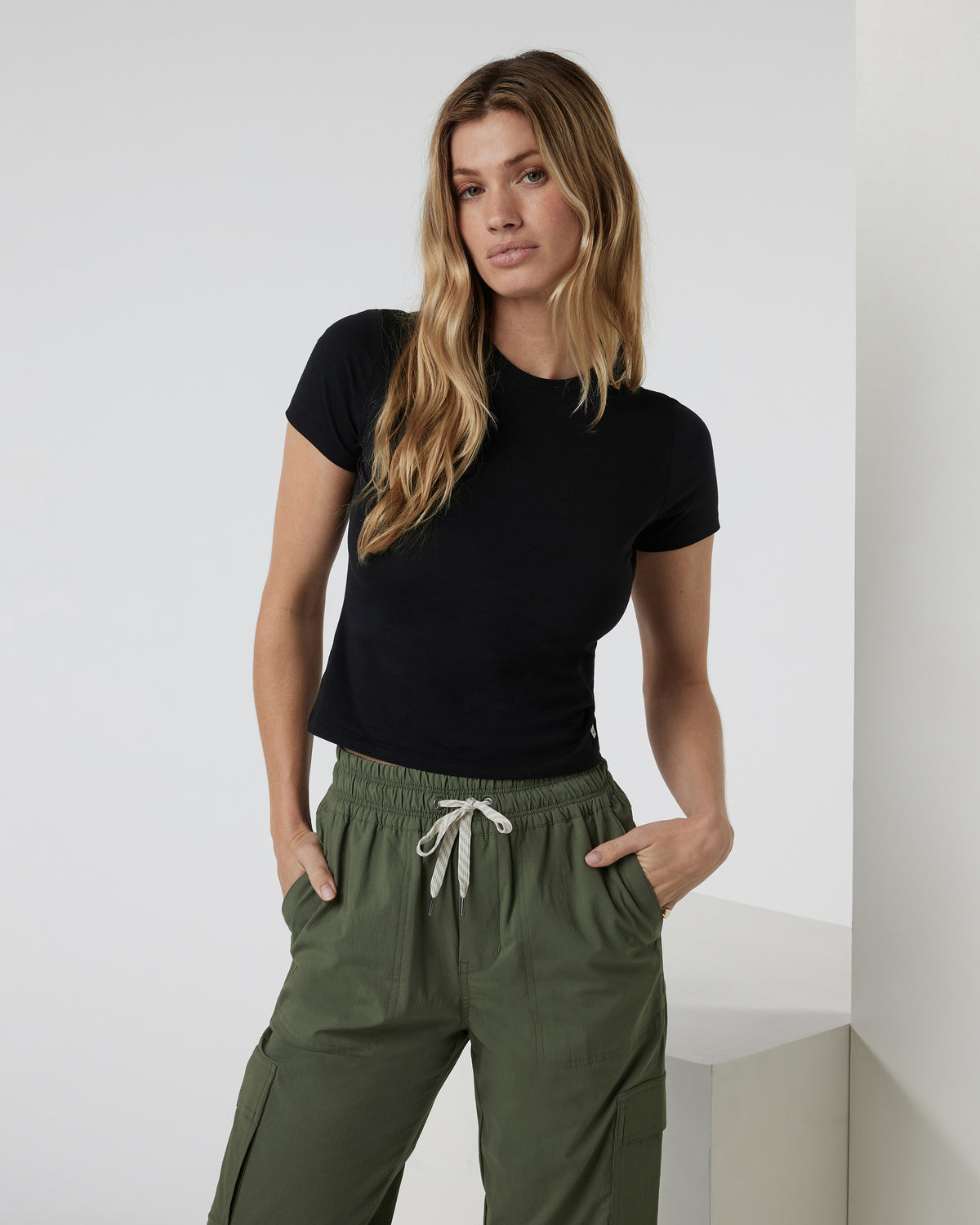 Women Vuori Feather Baby Tee Women's Black Fitted Tee