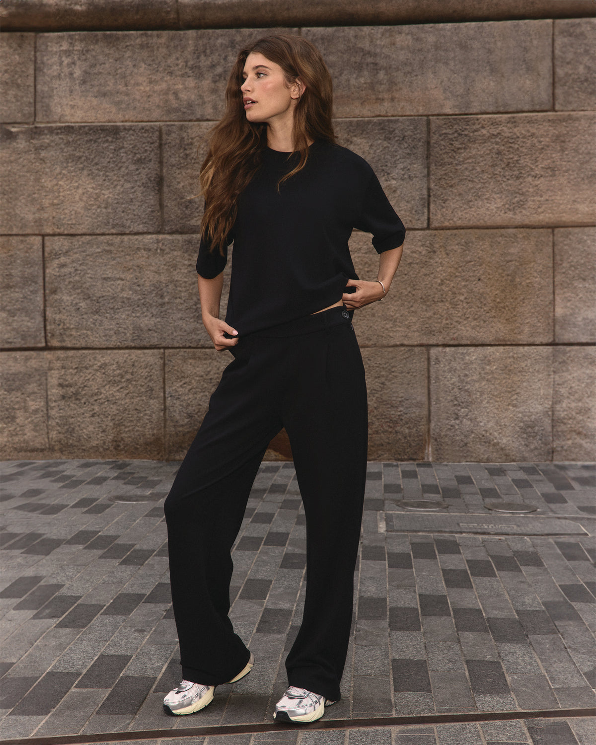 Women Vuori Short Sleeve Maven Oversized Tee Women's Black T-Shirt