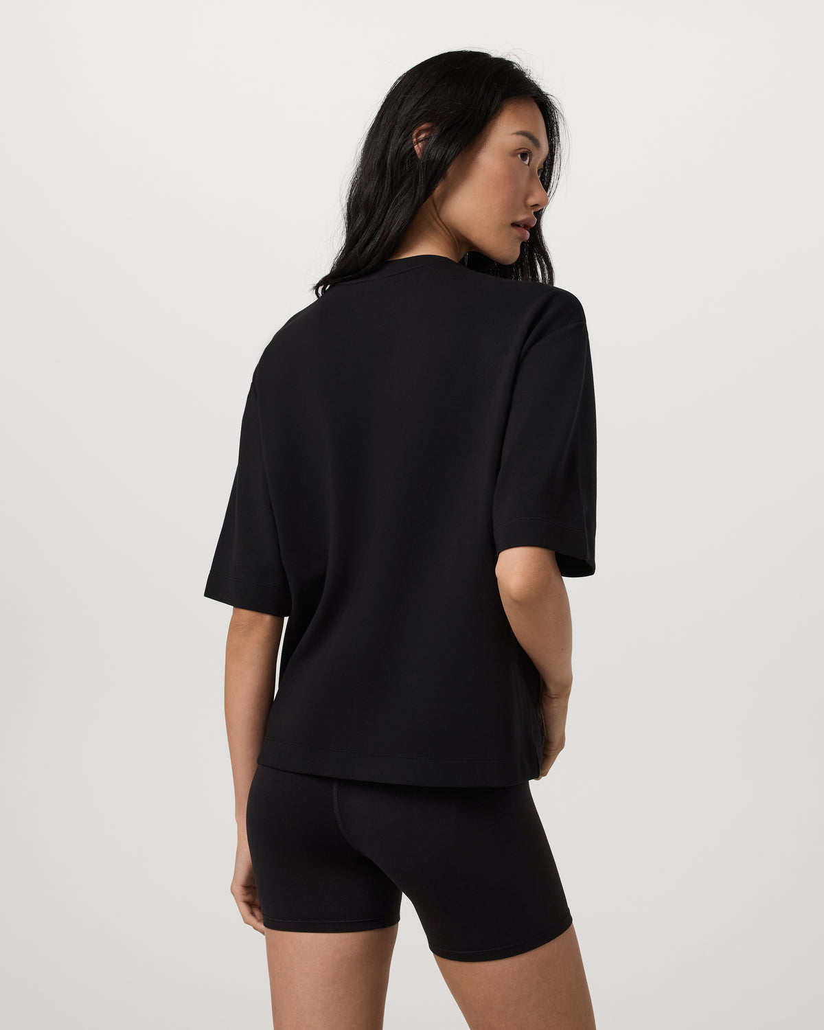 Women Vuori Short Sleeve Maven Oversized Tee Women's Black T-Shirt