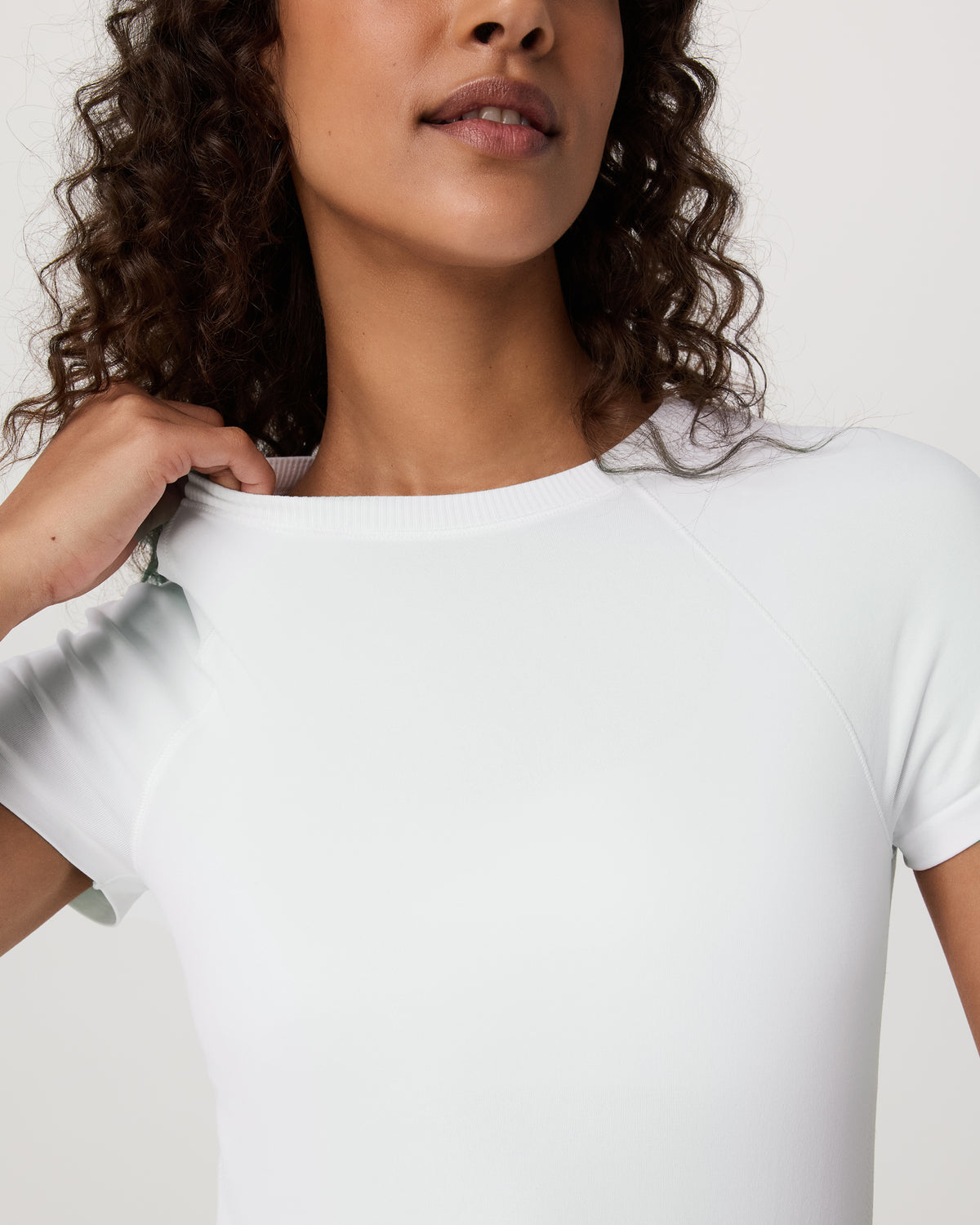 Women Vuori Short Sleeve Seamless Surge Tee White