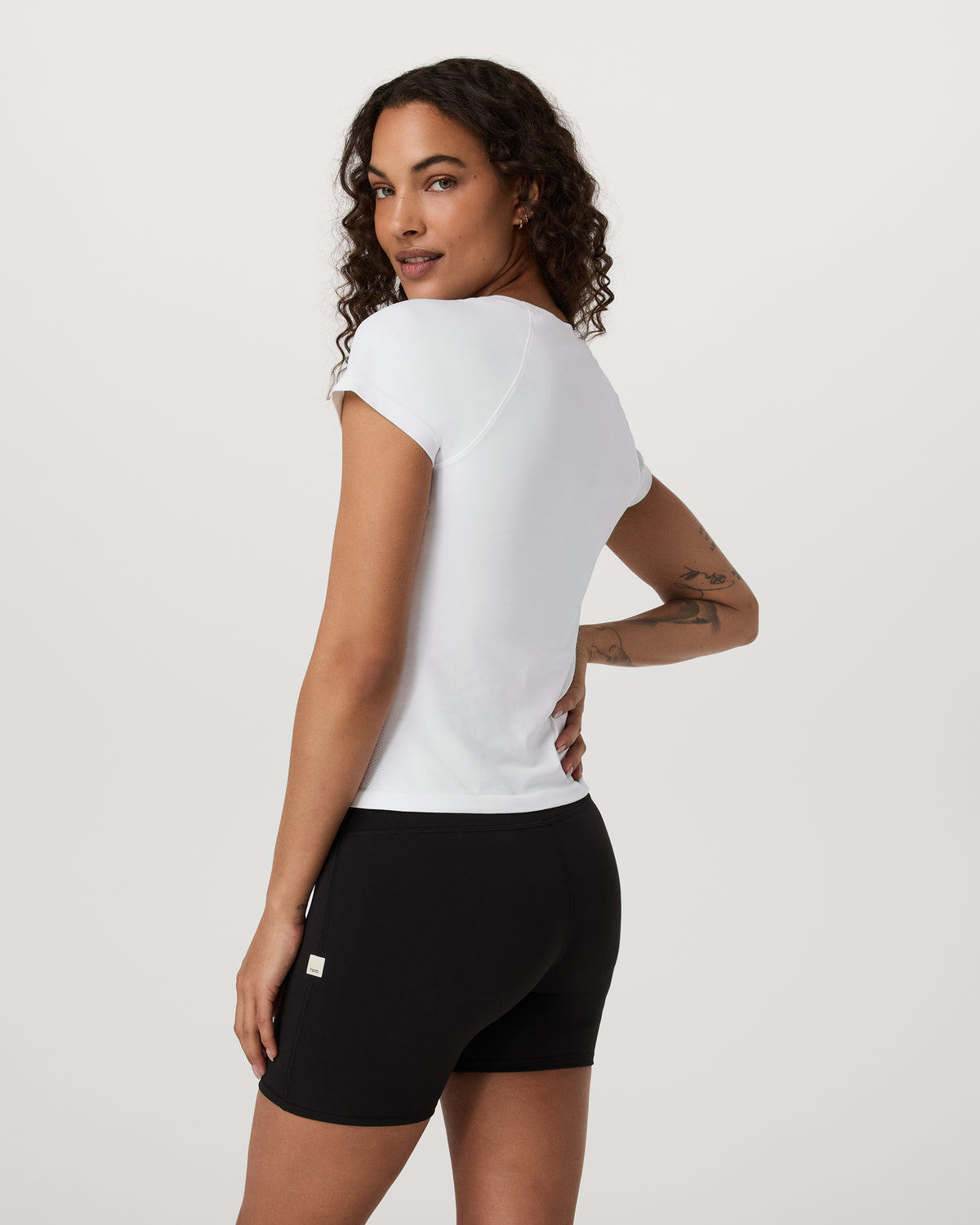 Women Vuori Short Sleeve Seamless Surge Tee White