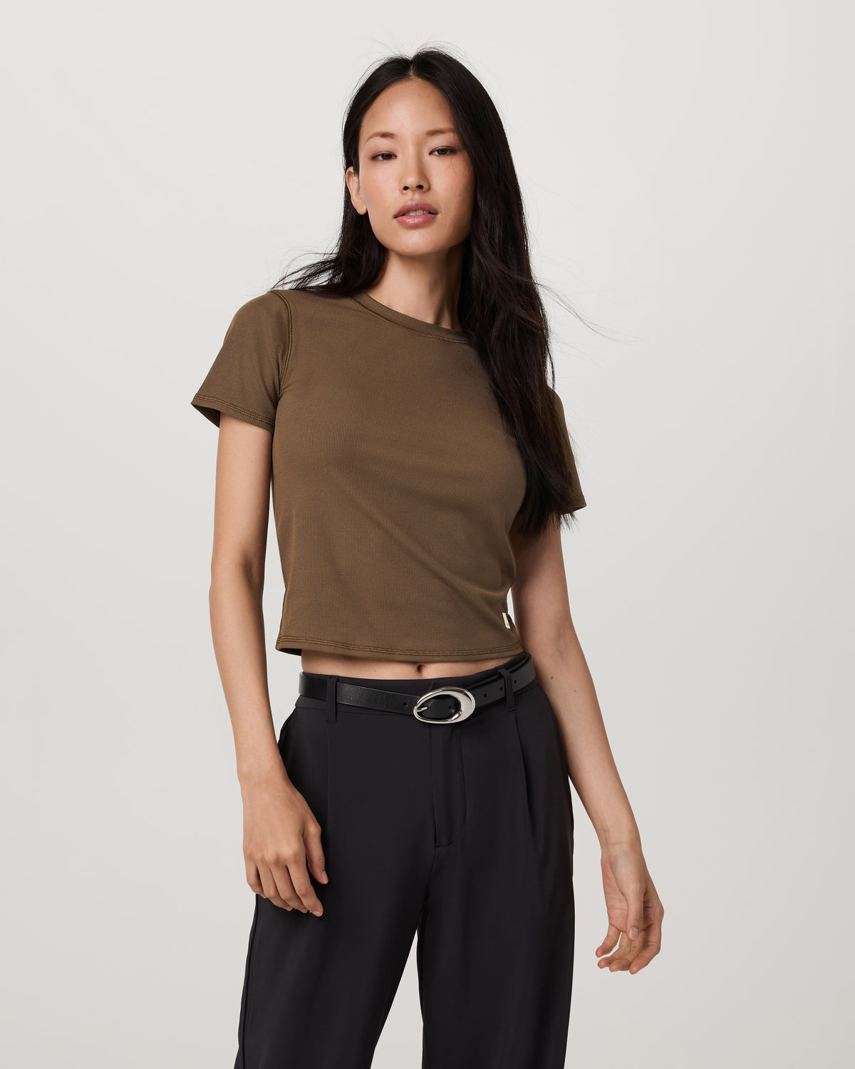 Women Vuori Pose Fitted Tee Women's Espresso T-Shirt