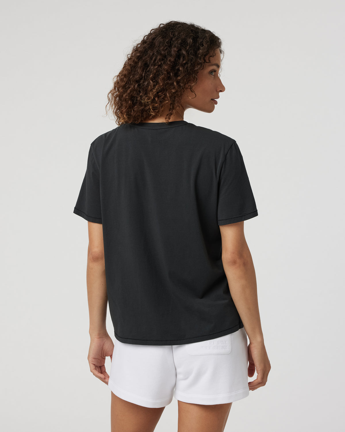 Women Vuori Feather Tee Women's Washed Black Tee