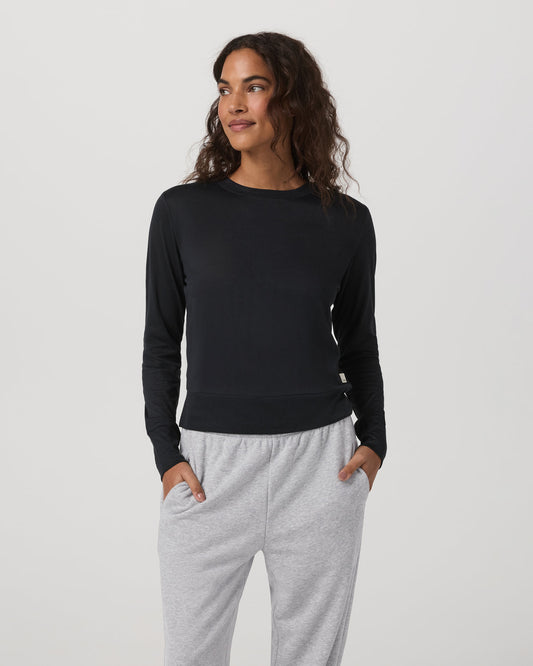Women Vuori Daydream Crew Lightweight Black Long Sleeve Shirt