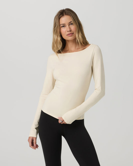 Women Vuori Long Sleeve Tuvalu Boat Neck Bone