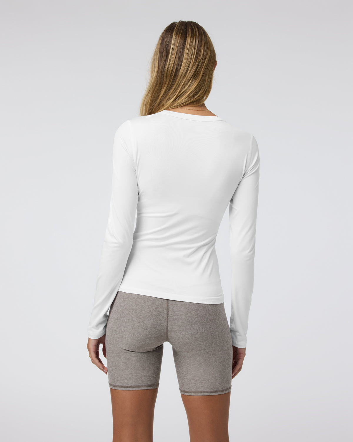 Women Vuori Long Sleeve Lux Crew Tee White
